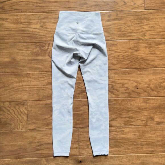 Lululemon Tight 0 Wunder Under High-Rise Incognito Camo Jacquard Alpine White - Picture 2 of 14